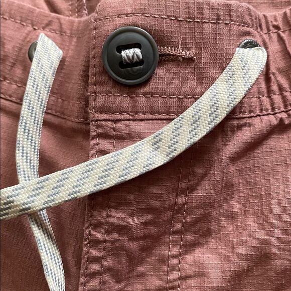 Vuori Ripstop Pink Straight Leg Pants Women’s Sz Medium - Picture 8 of 11